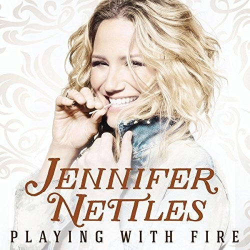 Jennifer Nettles: Playing With Fire  \ CD