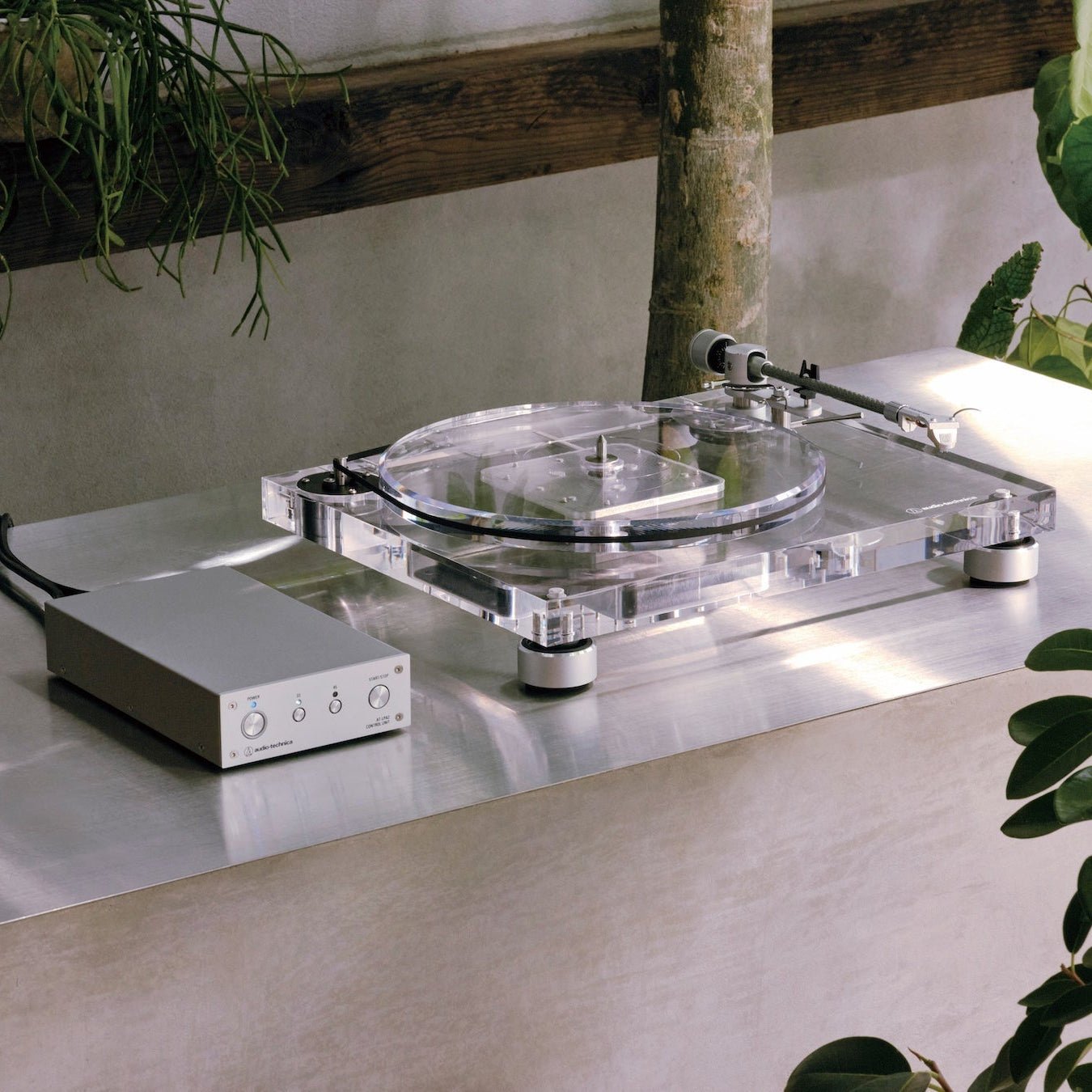 Audio Technica - AT-LPA2 - Fully Manual Belt-Drive Turntable