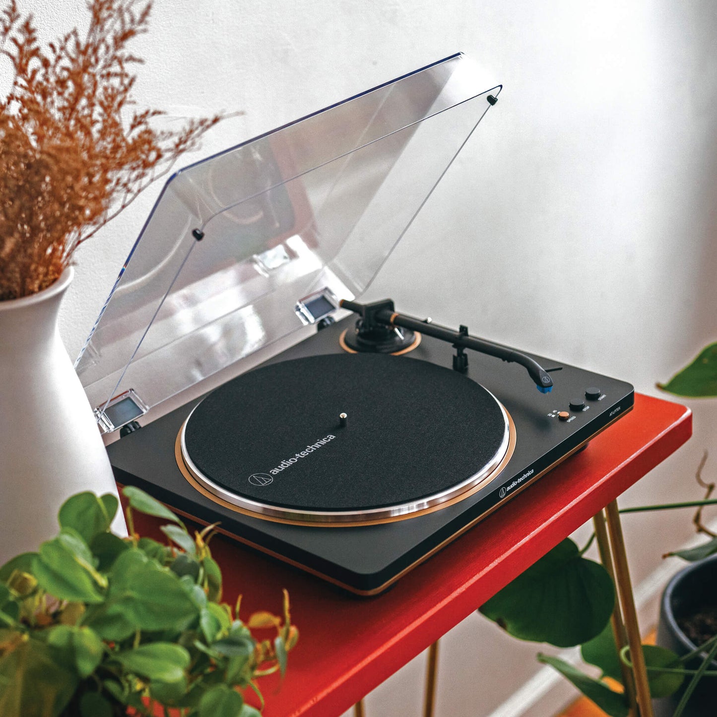 Audio-Technica LP70X Fully Automatic Turntable (Black/Bronze)