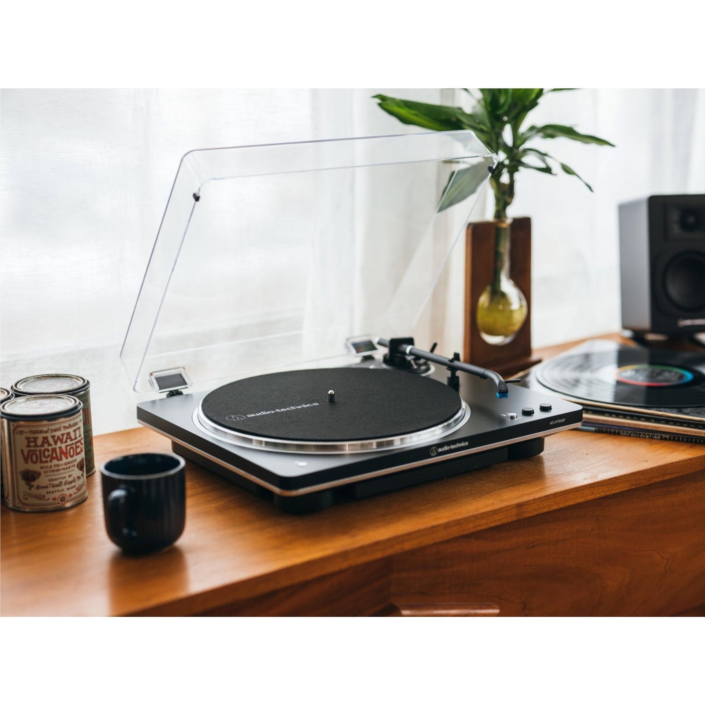 Refurbed Audio-Technica LP70XBT Fully Automatic Bluetooth Turntable (Black/Silver)